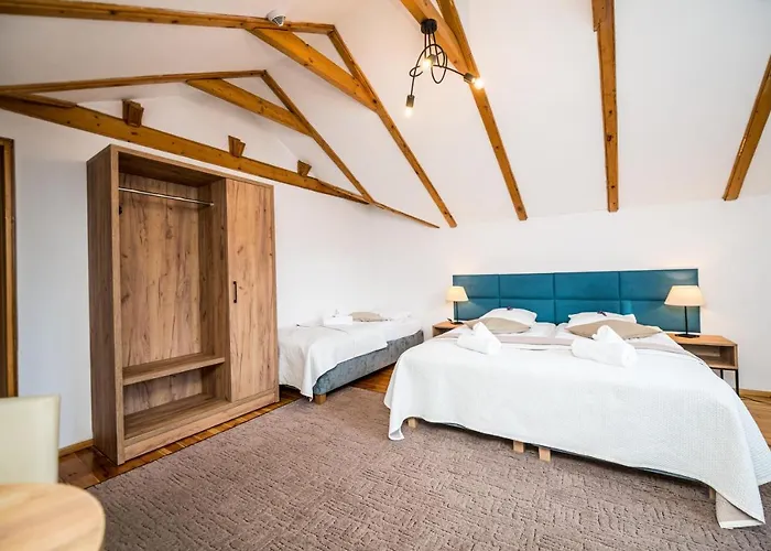 아파트호텔 Ariston 4*