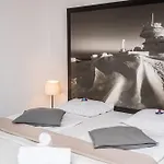 Ariston Lägenhetshotell