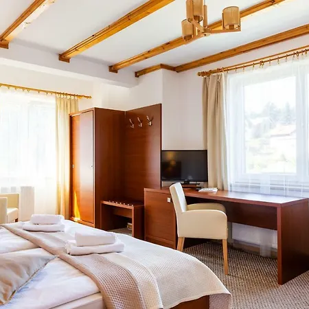 Ariston كارباش